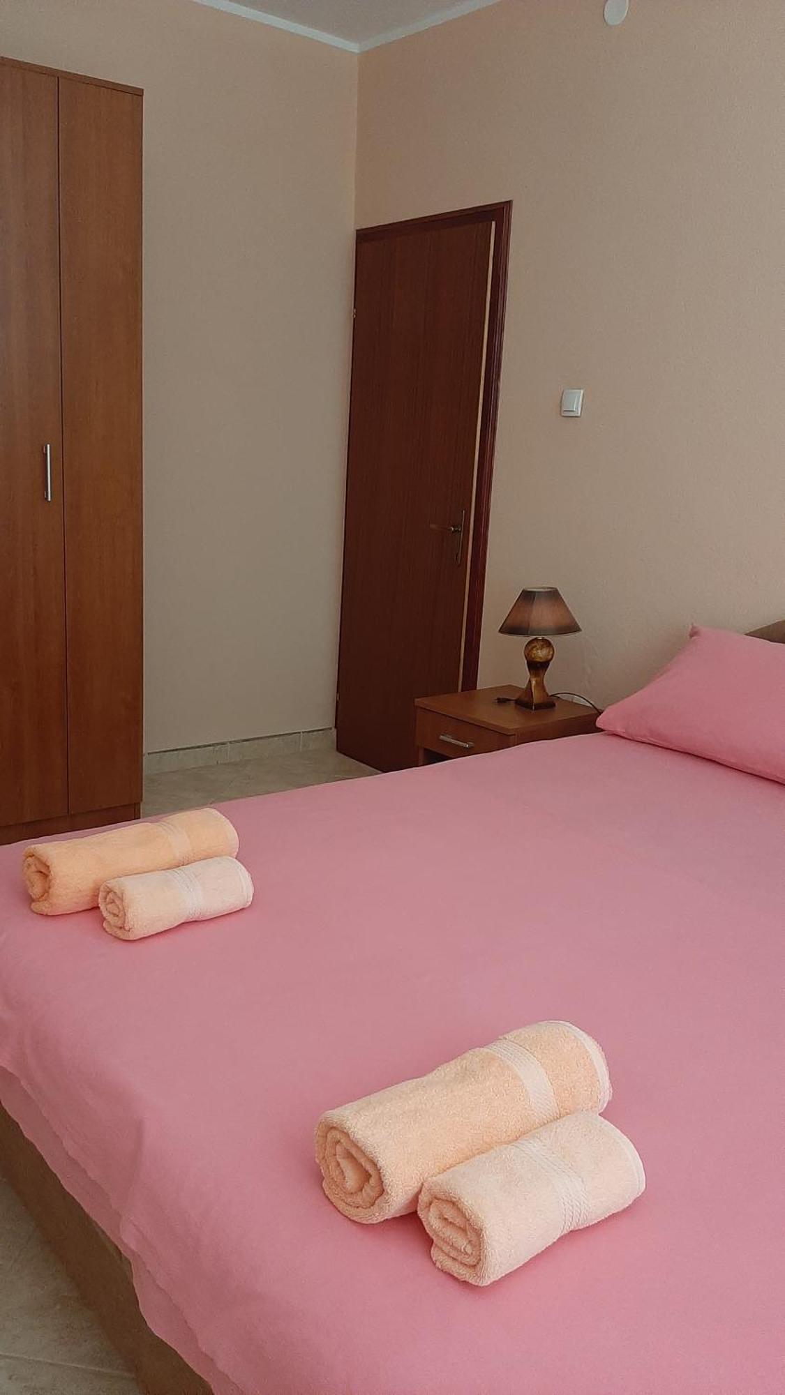 Apartmani "Dukic" Pelinovo Rom bilde